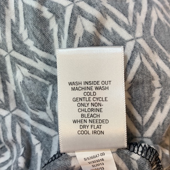 Banana Republic Tank Top Size L - Picture 7 of 7